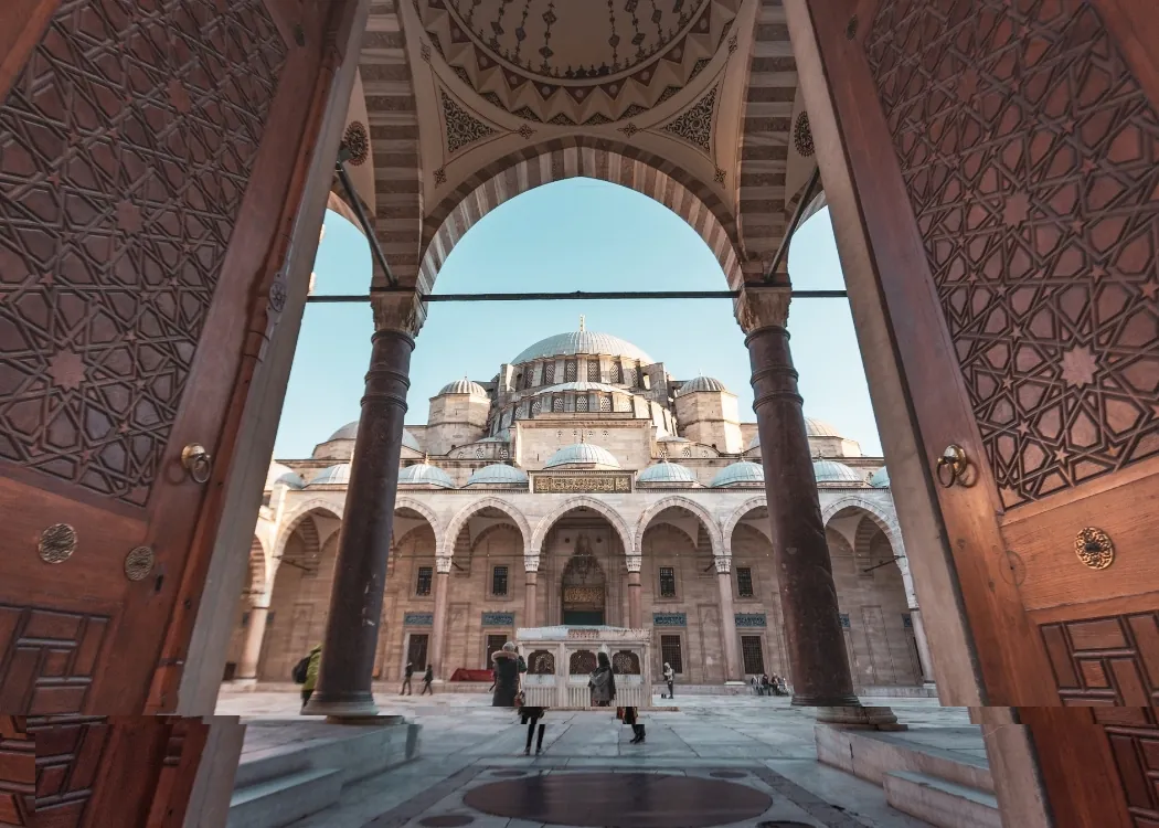 All_About_Ramadan_Culture_and_Cuisine_in_Istanbul_1